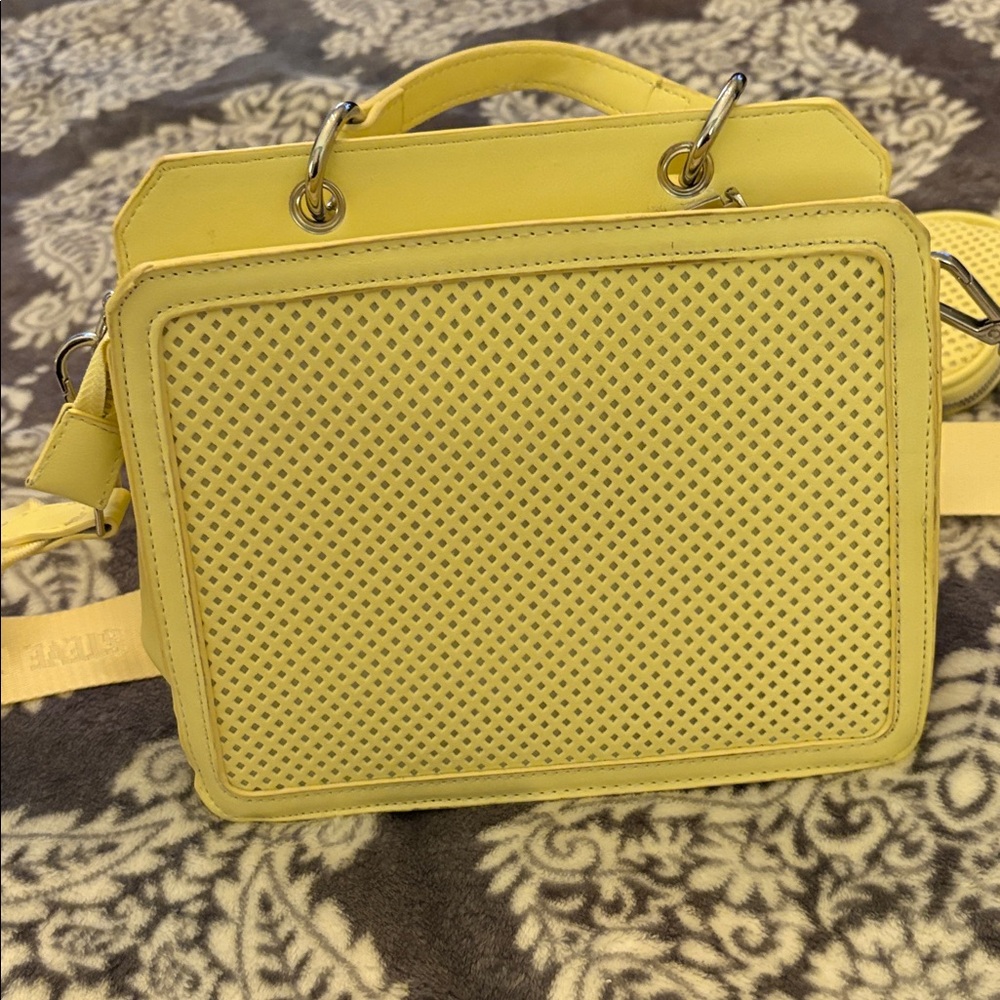 Steve Madden Bevelyn Yellow Perforated Crossbody Bag - Picture 9 of 11